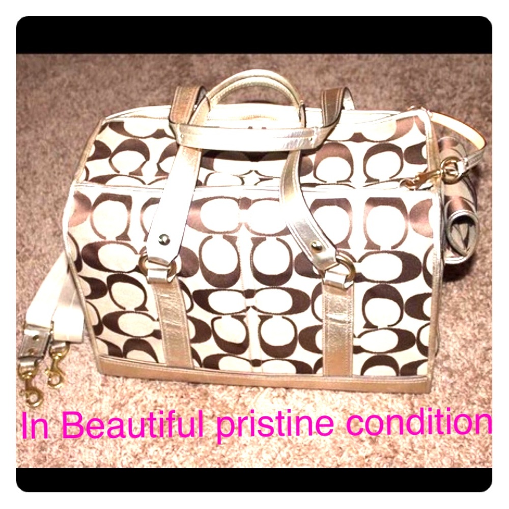 Genuine COACH LUXURY PET Carrier Airline approved